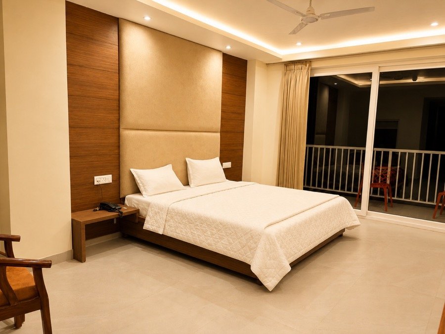 Hotel Pineora balcony room with warm evening light