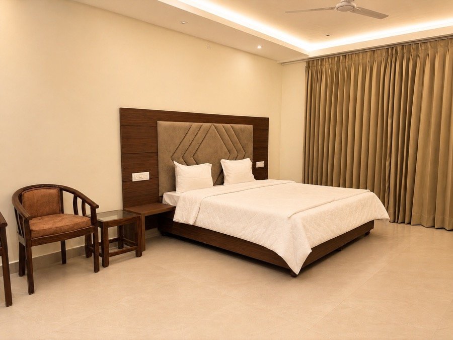 Luxury Mountain View room interior at Hotel Pineora Dalhousie